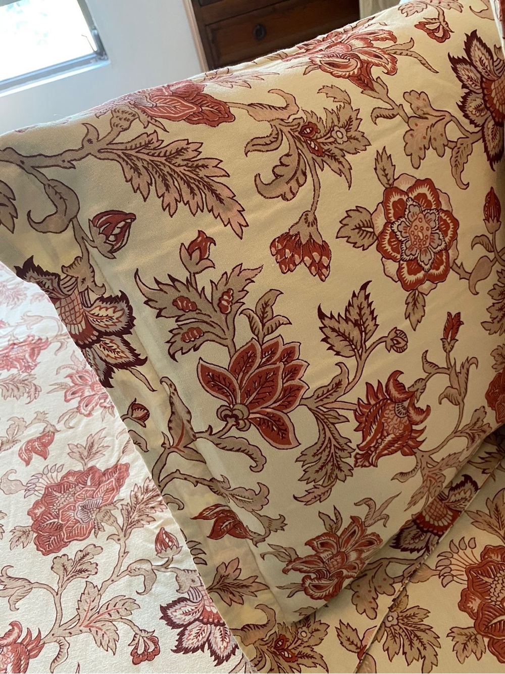 Like-New Pottery Barn Tascha Palampore Duvet Set Full/Queen 2 Standard Shams